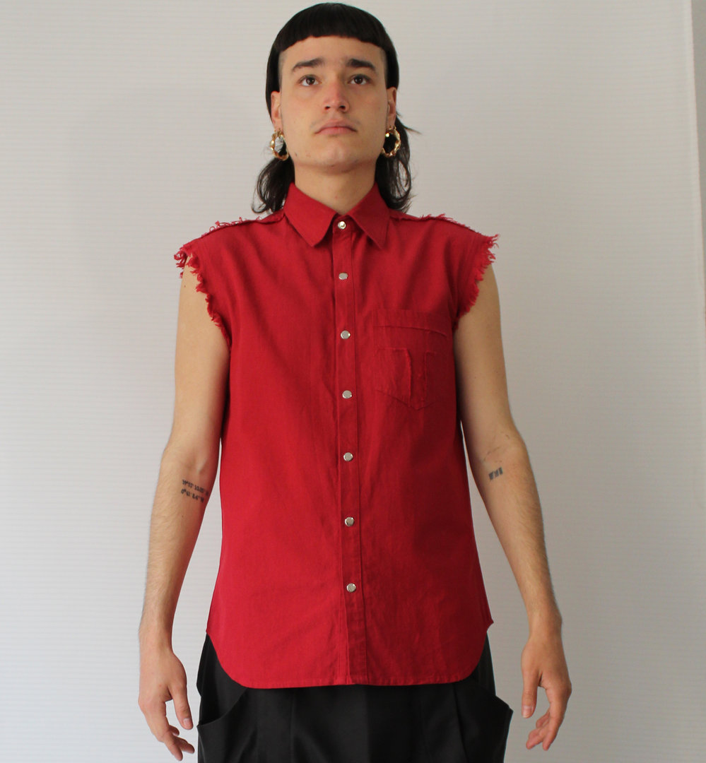 DARK ARMY by Tray Styling  RED SLEEVELESS SHIRT ASTRO