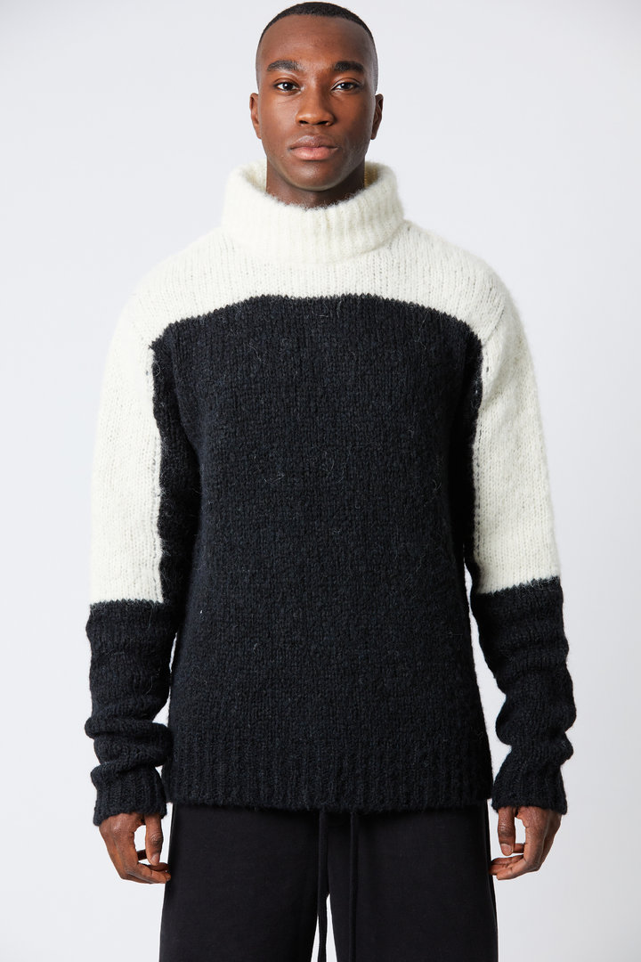 PRE-ORDER (ESTIMATED DELIVERY 30-AUG) THOM KROM BLACK/WHITE PULLOVER KNIT